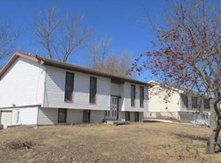 1907 Pintail Dr, Kirksville, MO 63501