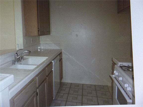 5th image of 26507 Rock Creek Dr