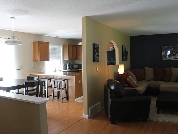 4th image of 4230 E Ermina Ave