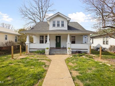 102 W Locust St, Johnson City, TN, 37604
