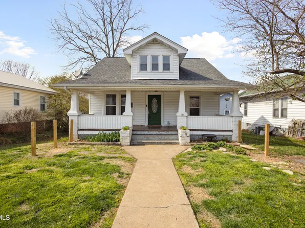 102 W Locust St, Johnson City, TN 37604