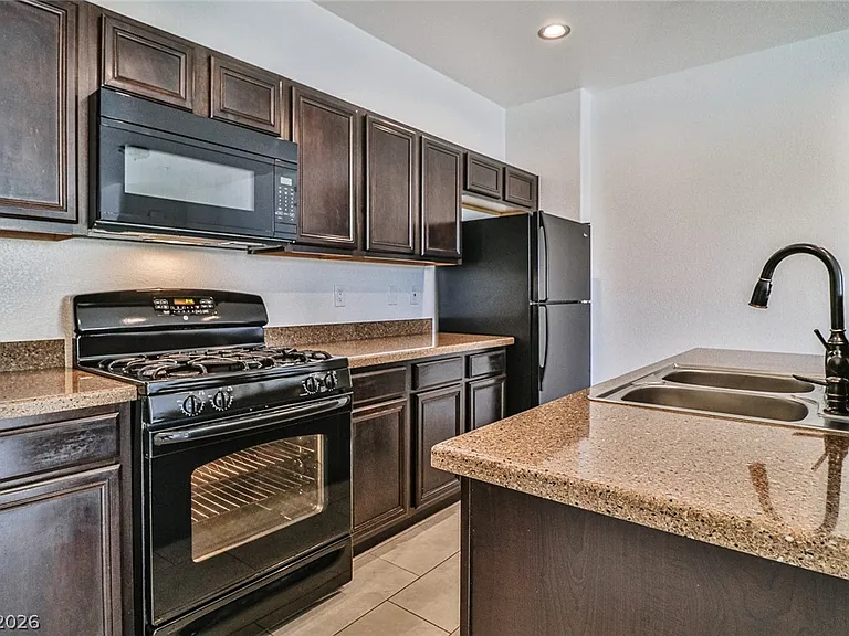 4437 Dover Straight St #105 — Photo 11
