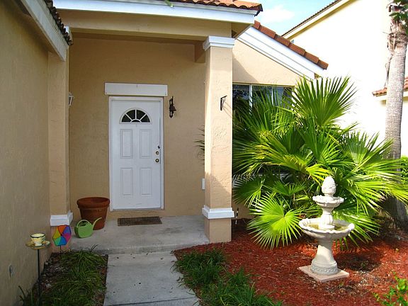 Walkway to front door