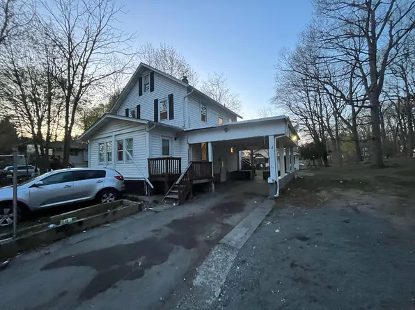 53 Park Ave, Monroe, NY 10950