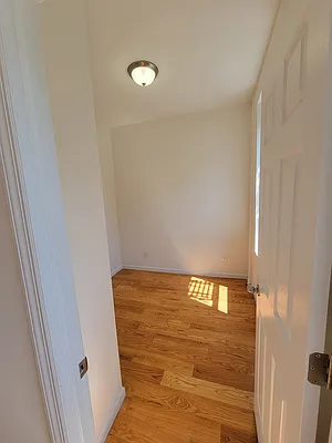 Rented by Avenues Real Estate | media 12