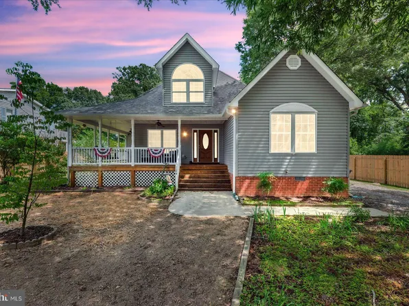 124 Cedar Ave, Colonial Beach, VA 22443
