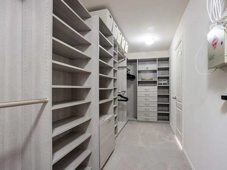 2636 Rudolph Dr — Photo 15
