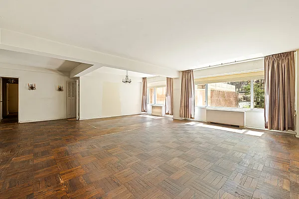 Living room, photo 2