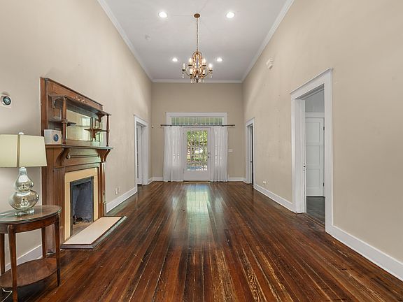 4th image of 508 Walnut St