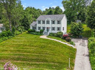 15 Winter Dr, Hooksett, NH 03106