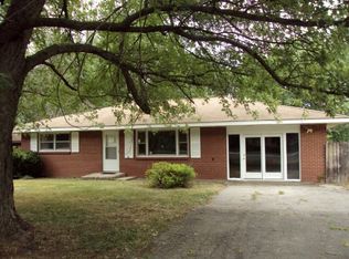 2104 E Perkins Rd, Urbana, IL 61802