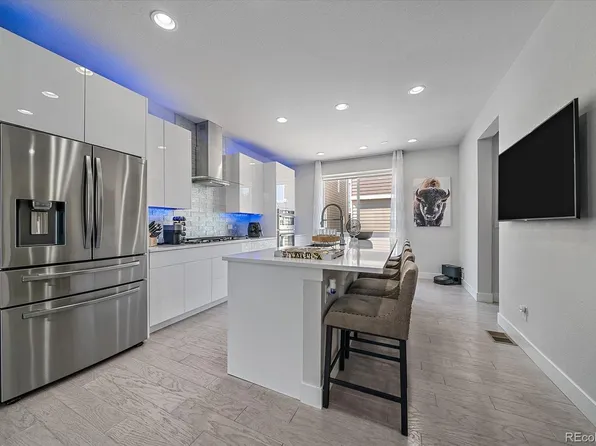 15795 E Broncos Place, Englewood, CO 80112