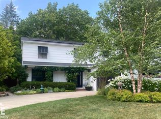 1508 Alta Vista Dr, Owosso, MI 48867