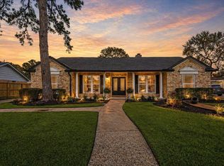 15402 Ripplestream St, Houston, TX 77068