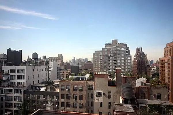 Rented by Bank Neary | media 36