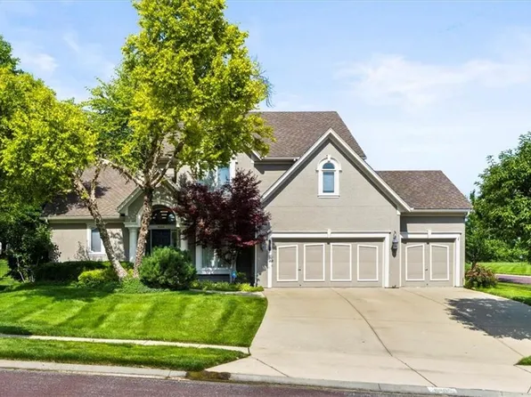 6205 W 149th St, Overland Park, KS 66223