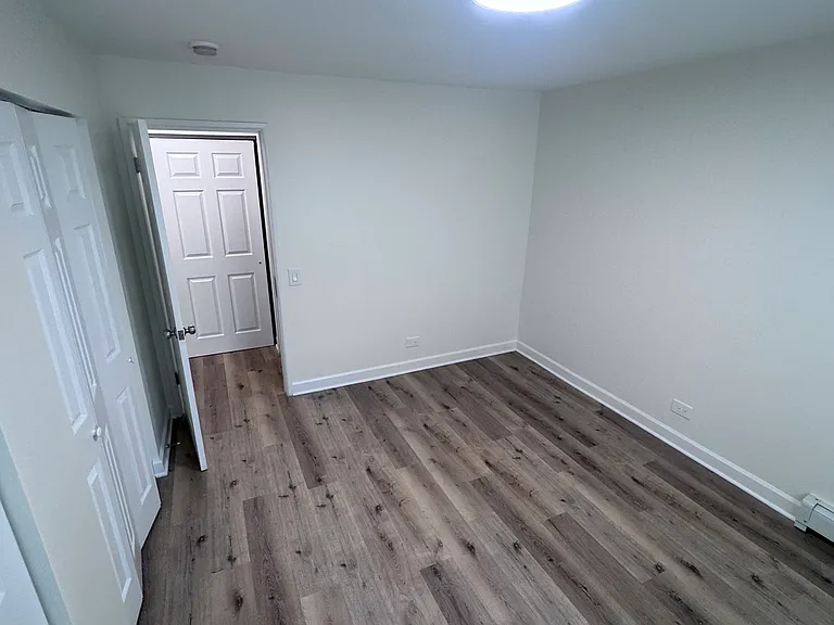 1135 N Boxwood Dr #G2 — Photo 6