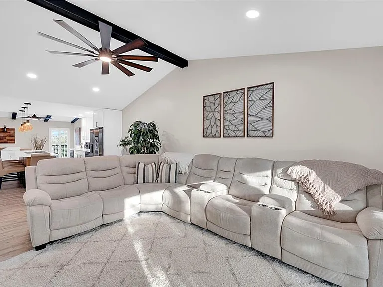 15761 Windward Way Cir #3302 — Photo 4