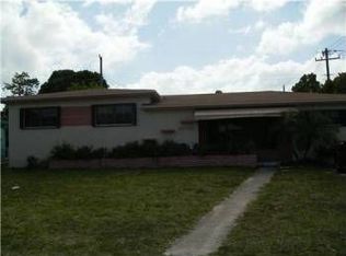 19032 NW 7th Ct, Miami Gardens, FL 33169