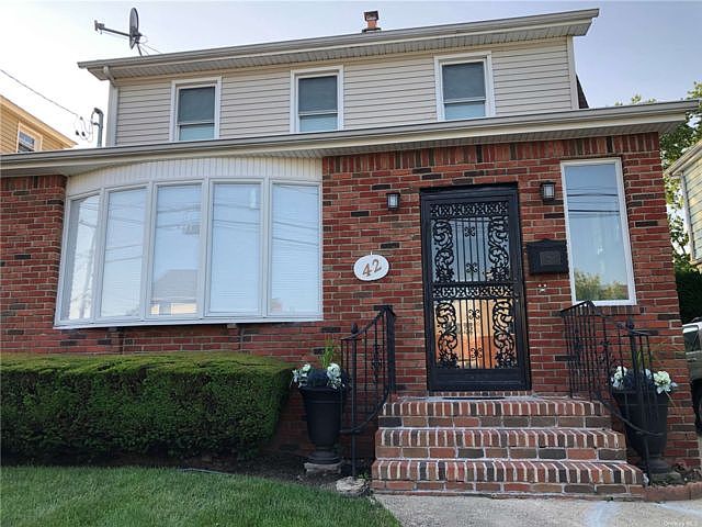 1st image of 42 Lenox Ave