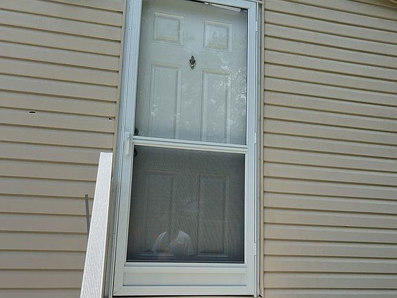 2nd image of 565 Sunrise Blvd