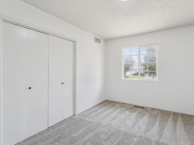 4319 S Elizabeth Ave #4 — Photo 10