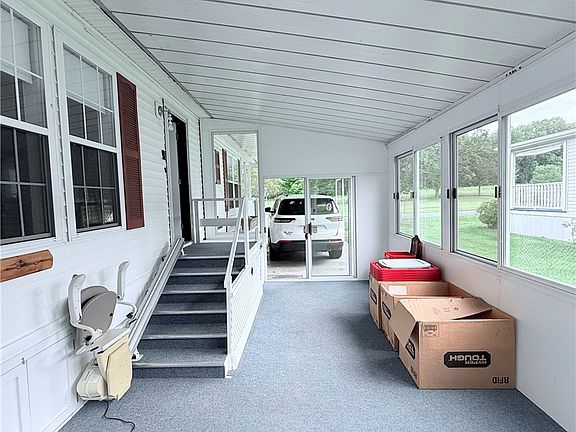 5th image of 13 Perrys Way N