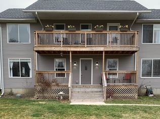 670 N County Line Rd, Hobart, IN 46342