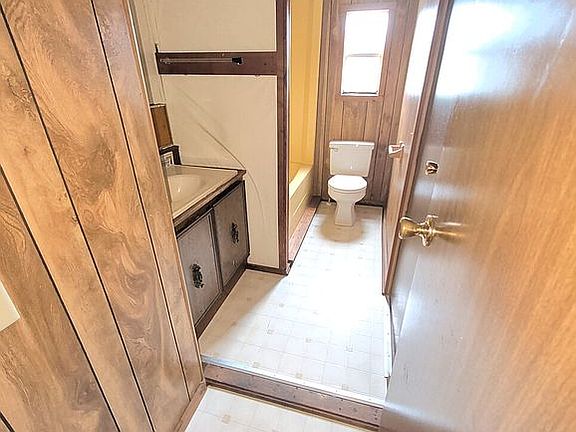 3rd image of 2060 Winston Rd #11A