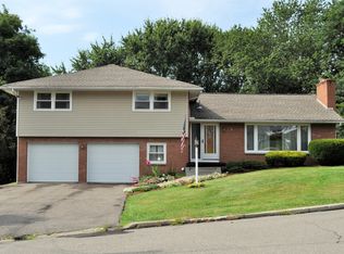 9 Oxford Dr, Endicott, NY