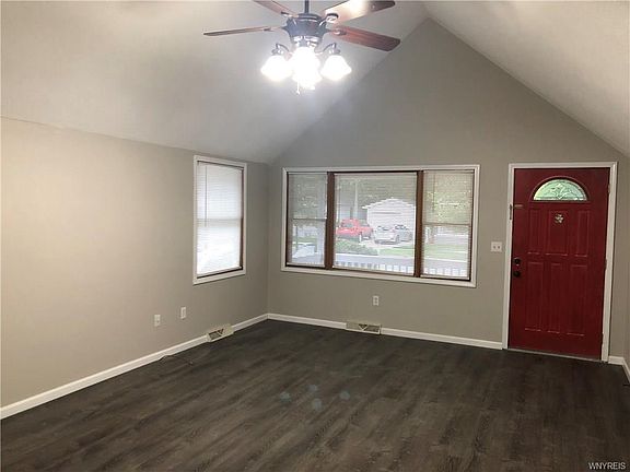 2nd image of 297 Grandview Ave