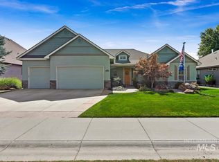 12043 W Caribee Inlet Dr, Star, ID 83669