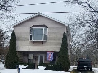 2970 Upper Mountain Rd, Sanborn, NY 14132