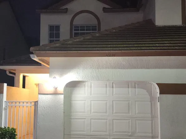12614 Shoreline Dr, Wellington, FL 33414