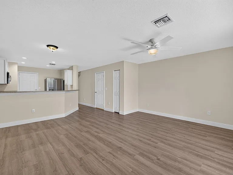2786 SE Birmingham Dr — Photo 9