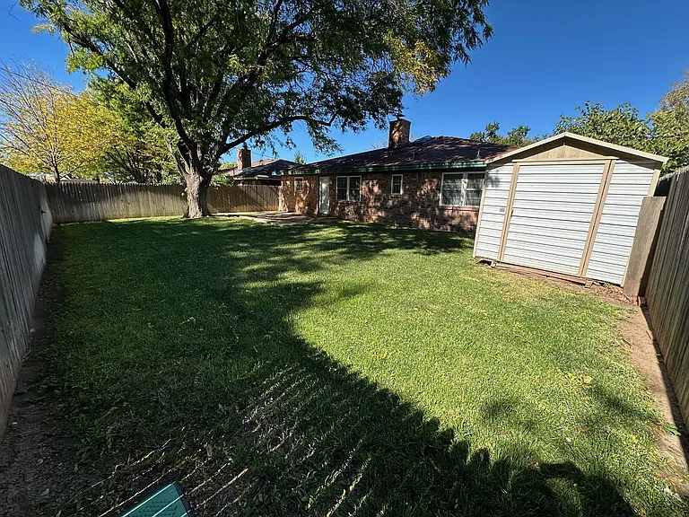 7503 Elmhurst Dr — Photo 3