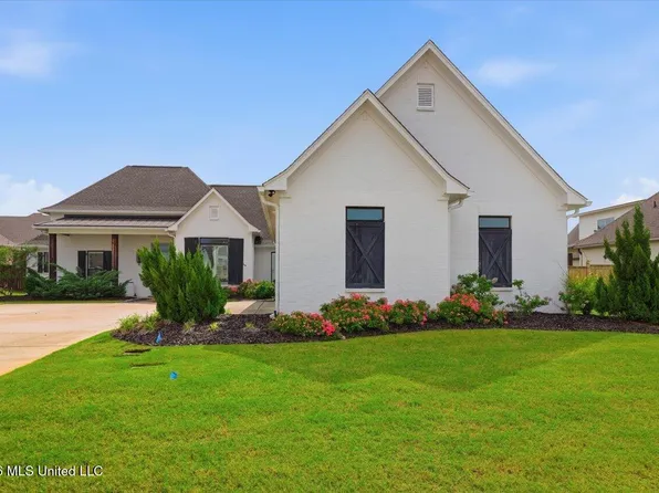 1009 Sapphire Xing, Flowood, MS 39232