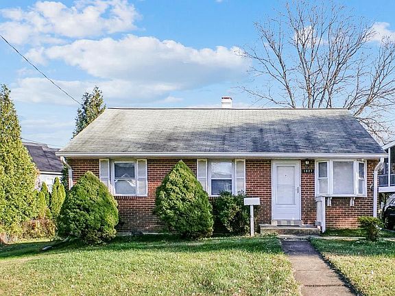 2nd image of 1827 Olmstead Dr