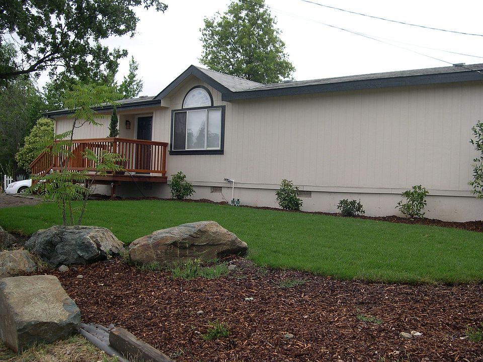 1st image of 18534 Poplar St