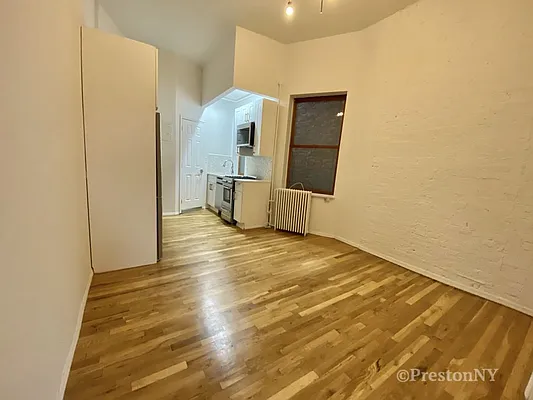 Rented by JM Preston Properties LLC | media 29