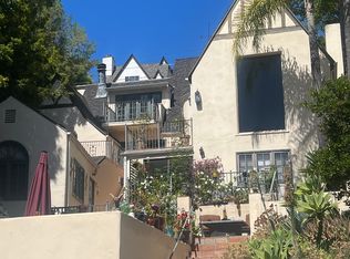 5934 Manola Way, Los Angeles, CA 90068