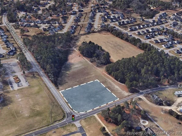 5850 Fisher Rd, Fayetteville, NC 28304