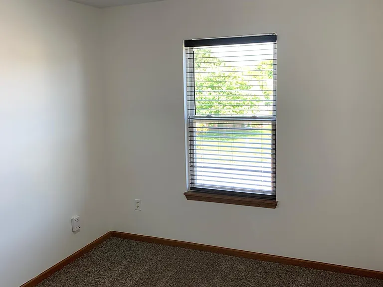 1925 Abnaki Way — Photo 18