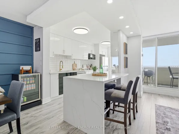 44 Falby Ct #1506, Ajax, ON L1S 3L1