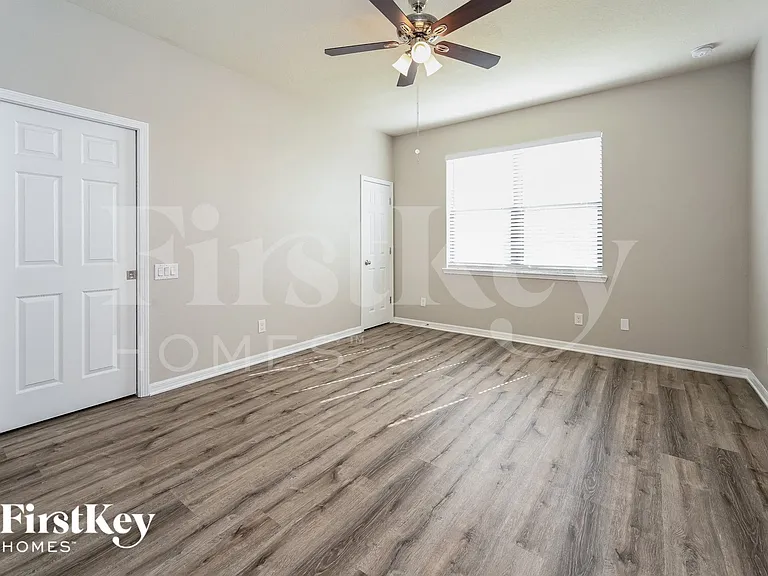 10431 55th Ct E — Photo 8