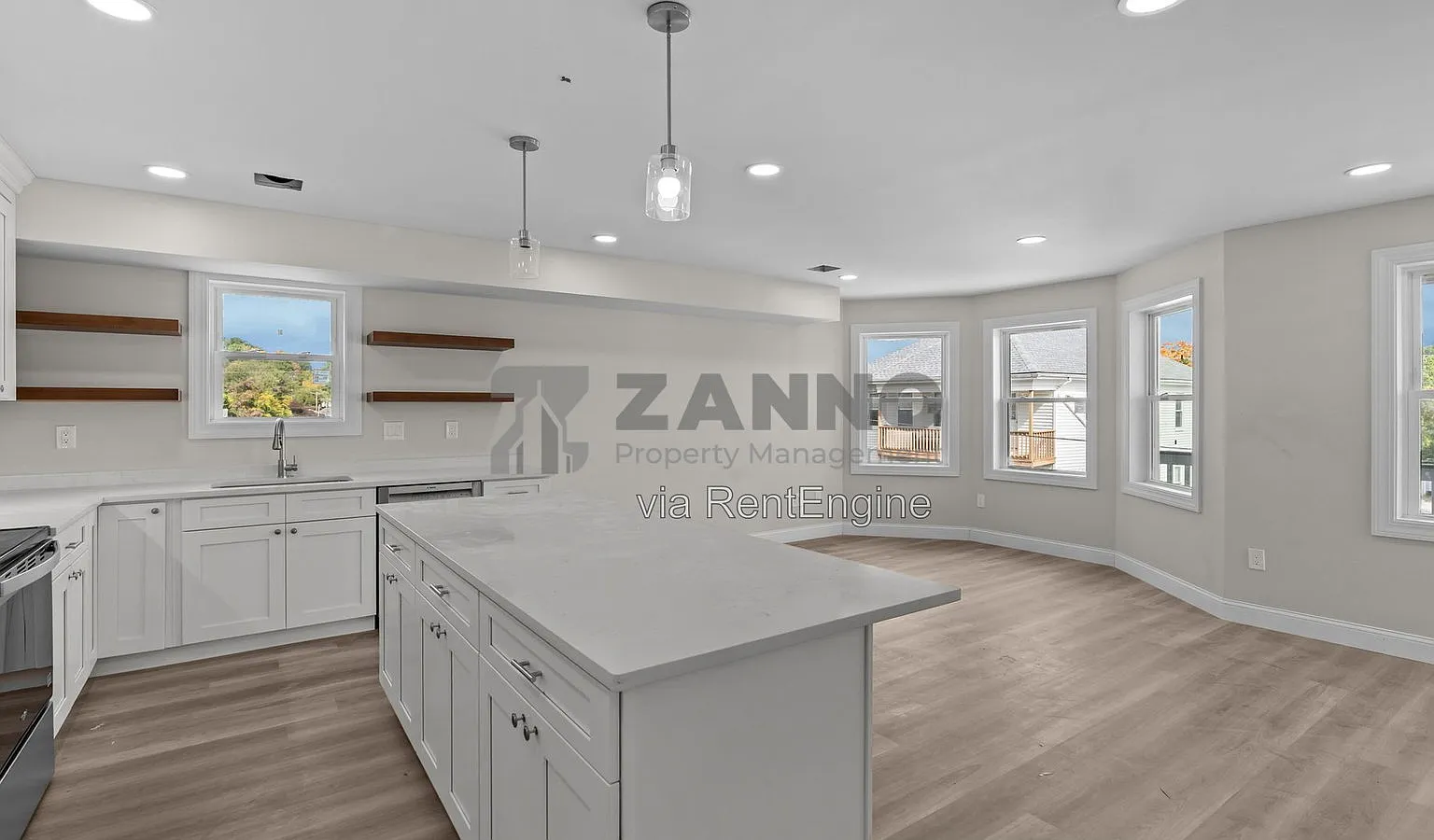 3 bed, 1.0 bath, 1105 sqft, $2,280 — Photo 4
