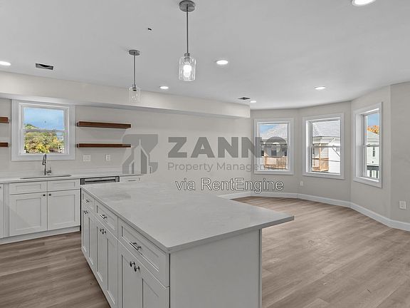 4th image of 76 Bouvier Ave #3
