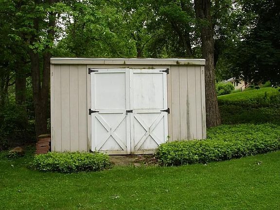 Shed