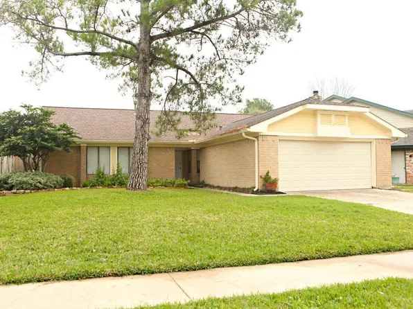 18602 Sweetjasmine Ln, Spring, TX 77379