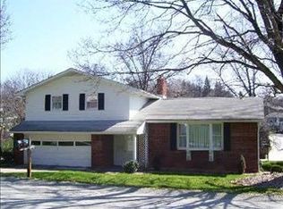 809 Brookview Dr, Greensburg, PA 15601